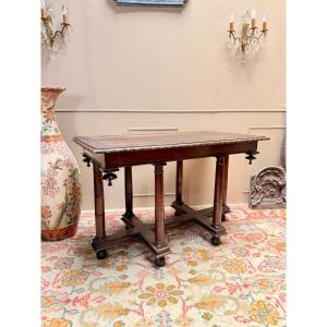 Table renaissance en croix de lorraine en noyer XVIII eme siècle 