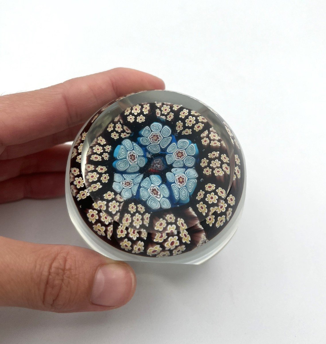 Sulphide Or 19th Century Paperweight In Glass With Millefiori Decor - Pentagonal-photo-2
