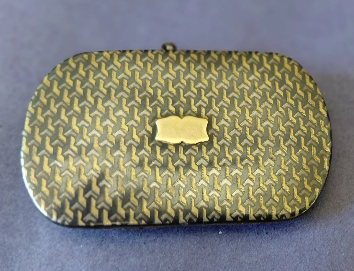 Porte-monnaie 1830 en argent, vermeil, et or, décor niellé M.O -photo-3