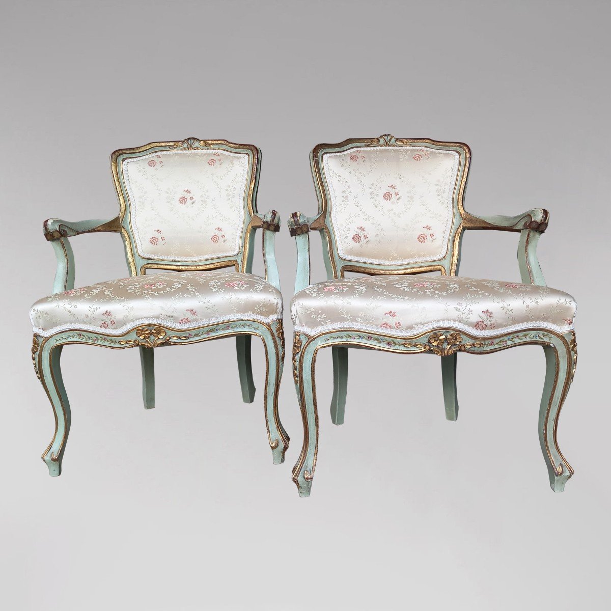Pair Of Louis XV Silk Cabriolets Lelievre-photo-1