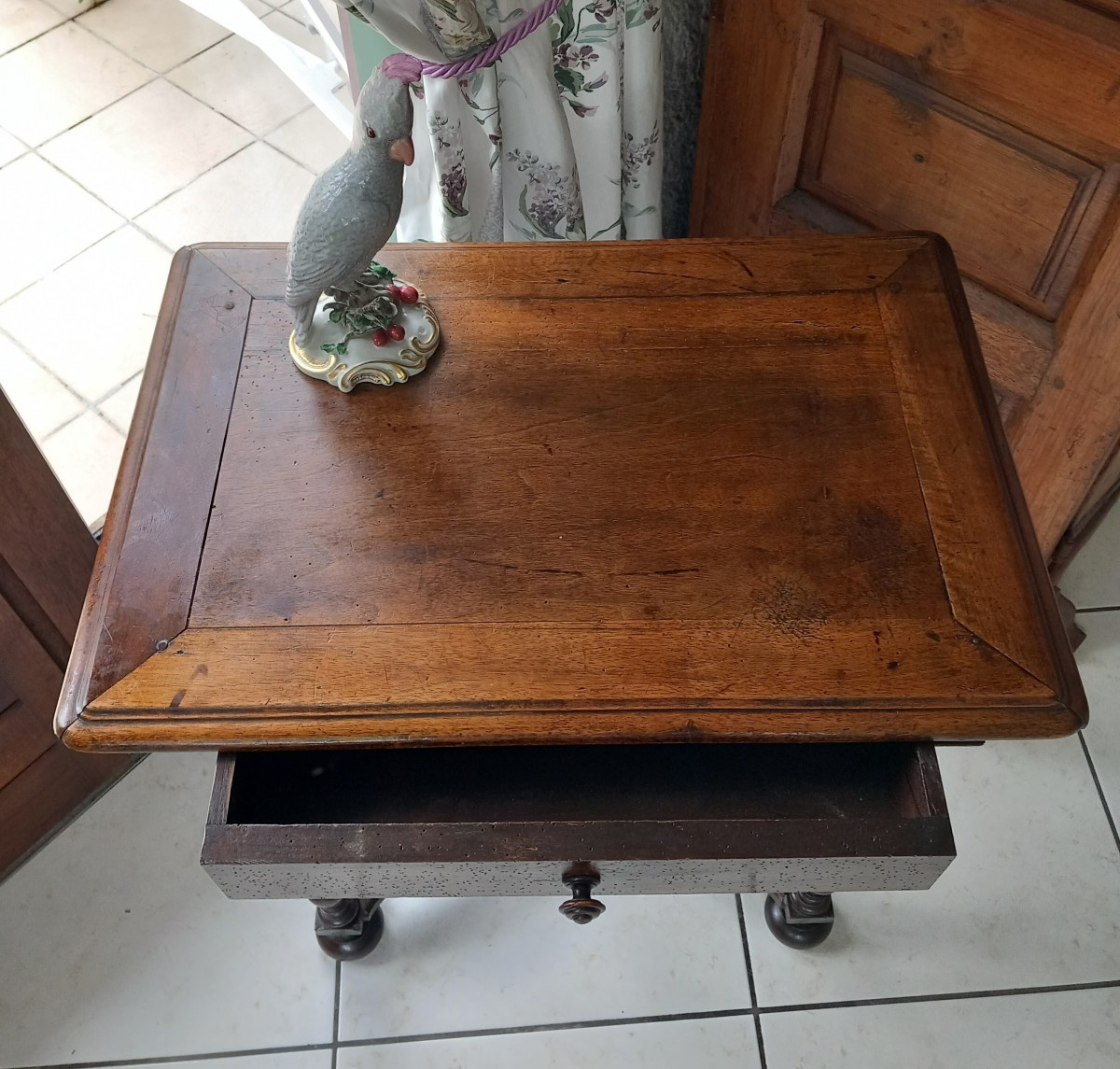 Louis XIII Style Side Table-photo-1