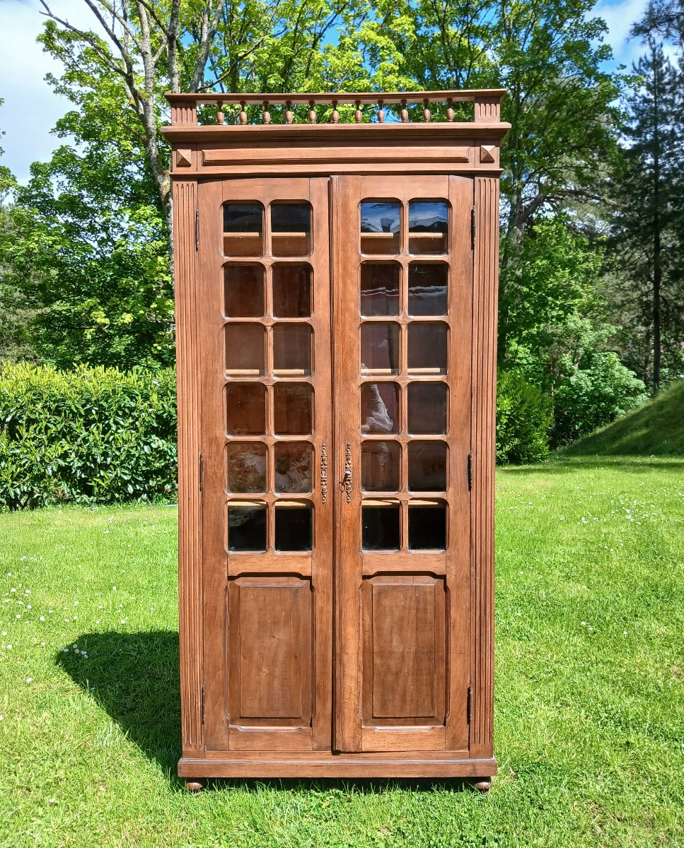 Bibliothèque en sapin