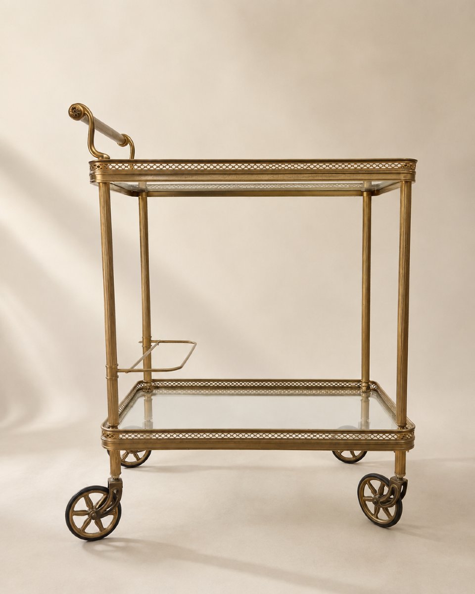 Desserte roulante en laiton doré et verre – Style Louis XVI – XXe siècle