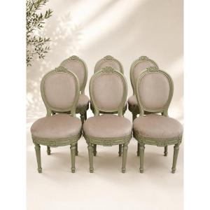 six chaises d'époque Louis XVI en hêtre laqué – XVIIIᵉ siècle