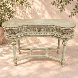Console coiffeuse de style Louis XVI à trois tiroirs, vert amande patiné – Début XXe siècle