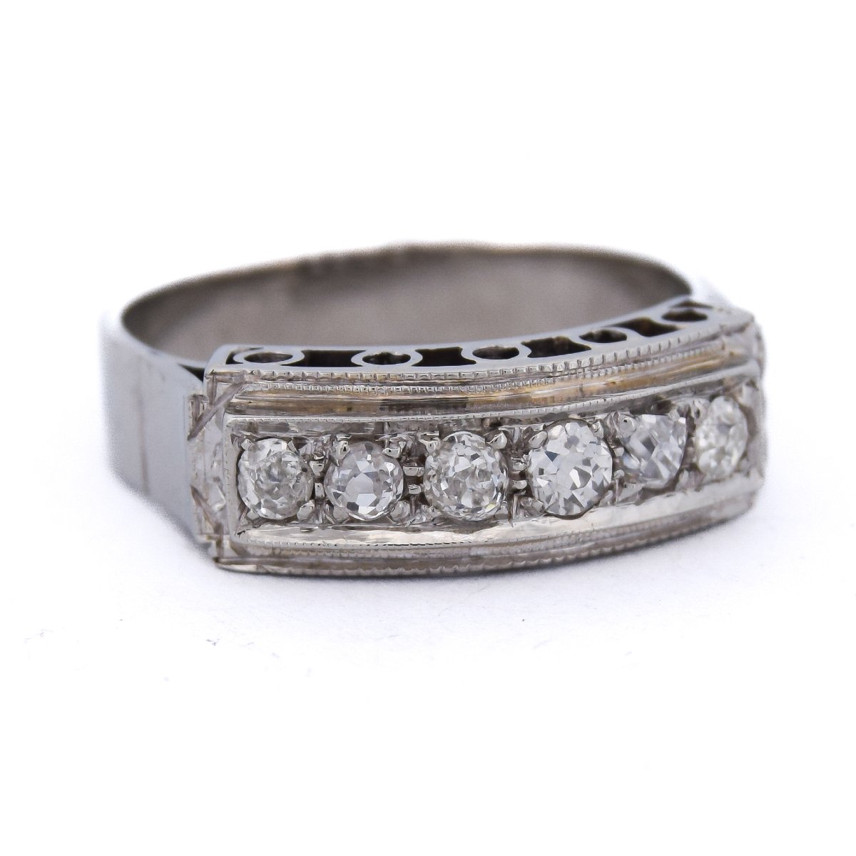 Art Deco 18k White Gold Diamond Ring – Old Mine Cut-photo-4