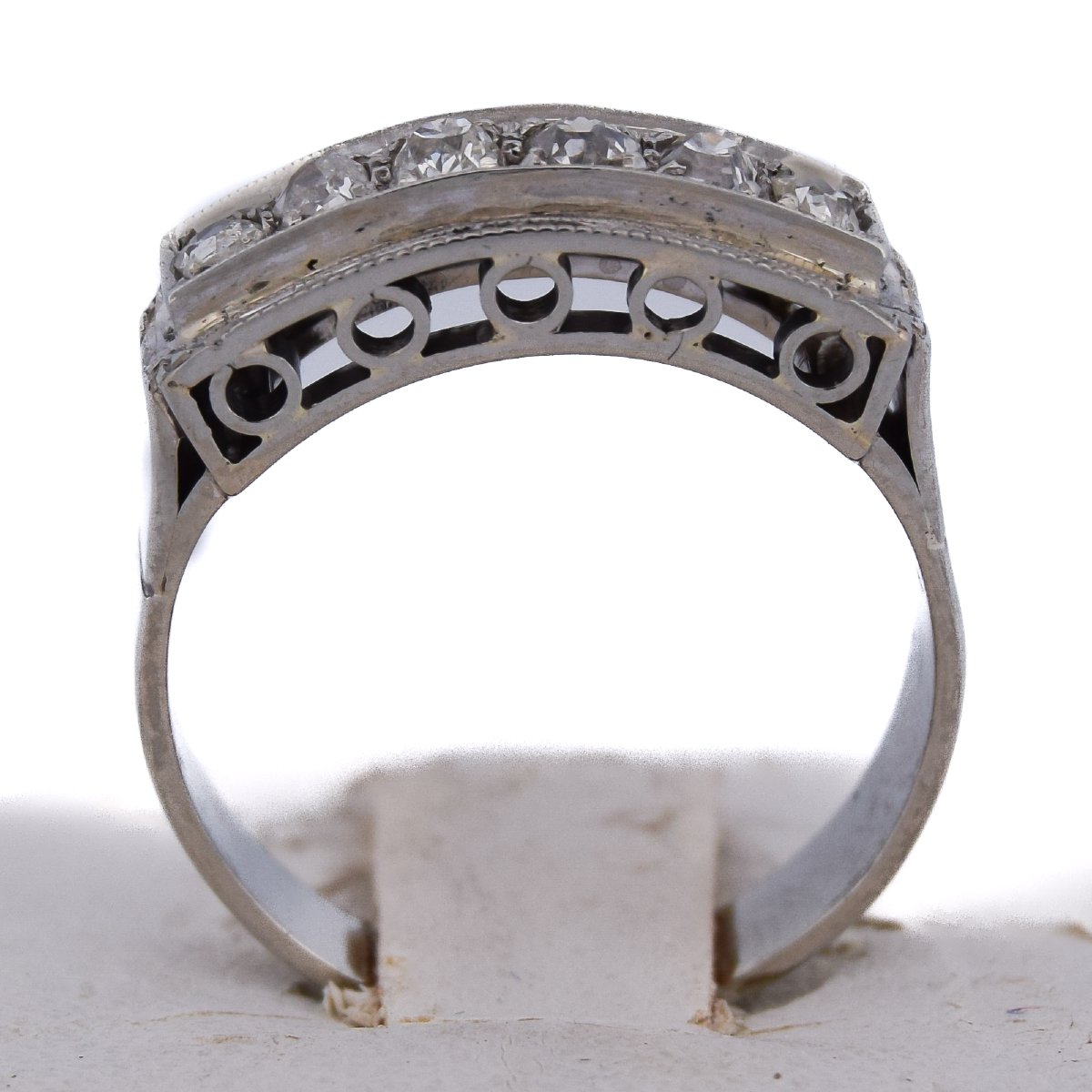 Art Deco 18k White Gold Diamond Ring – Old Mine Cut-photo-3