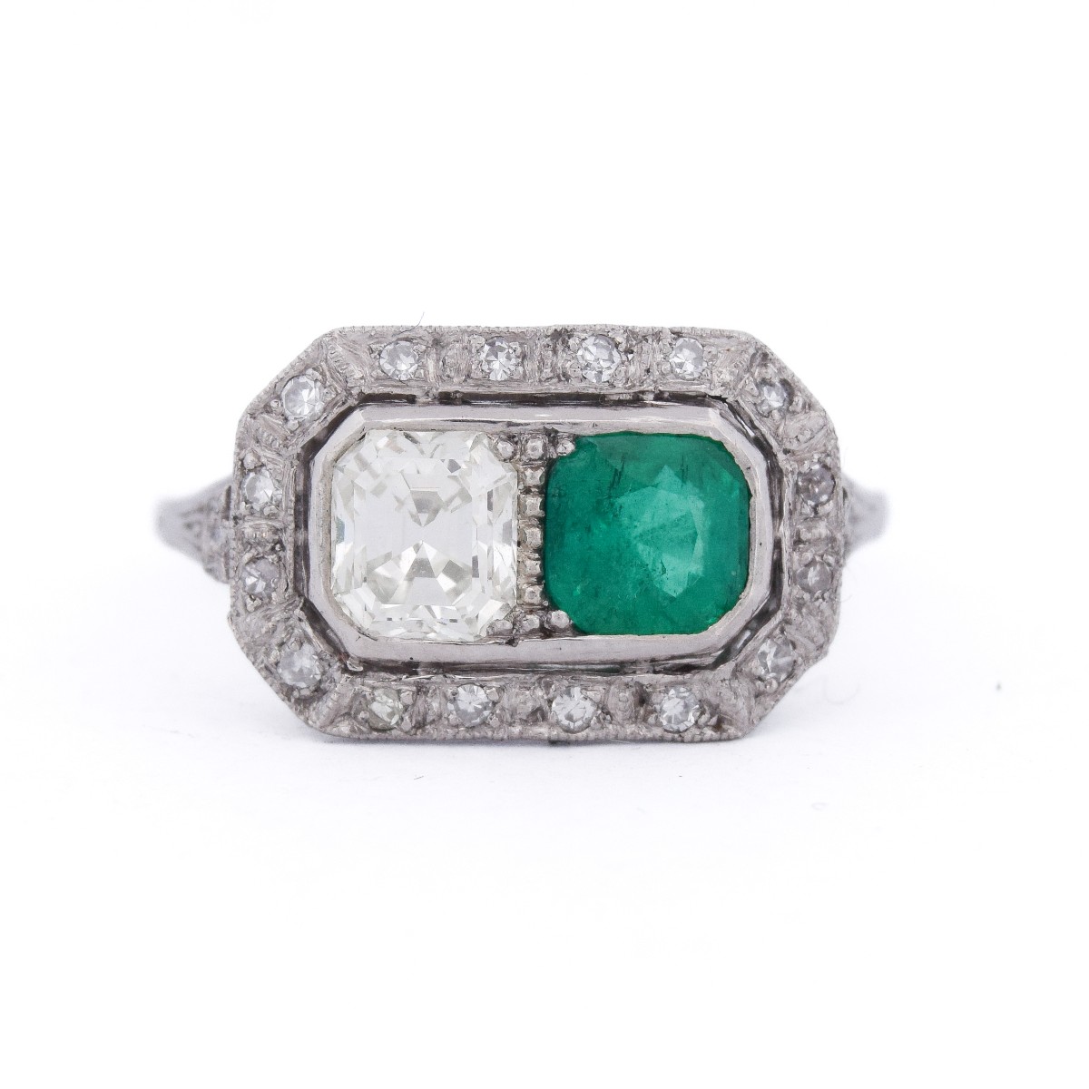 Art Deco Platinum Ring With 1-carat Diamond And 1-carat Emerald   An 631 P25 (05929)
