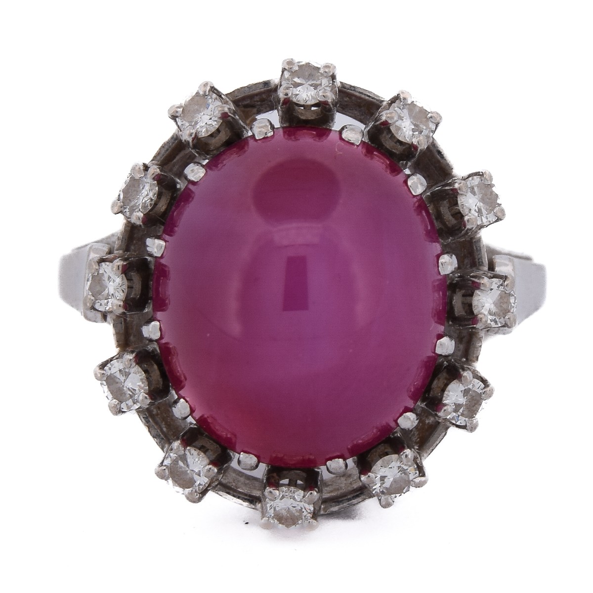 Vintage 14k Gold Ring With A 12-carat Ruby Cabochon And Diamonds   (an494 00019)