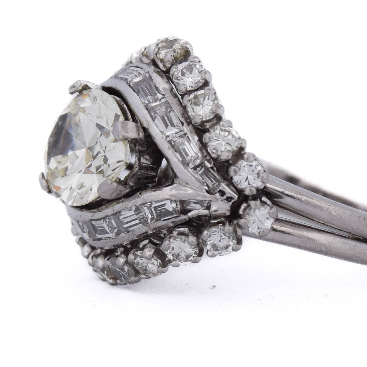 1930s Art Deco Ring With A Pear-shaped Diamond In Platinum   An340-photo-3