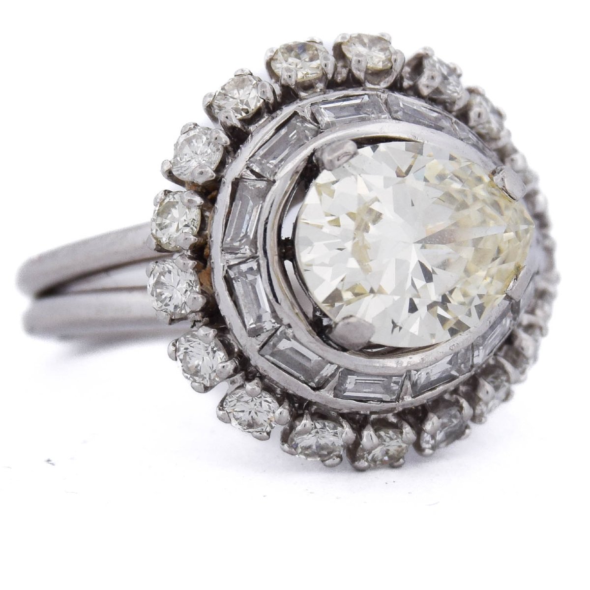 1930s Art Deco Ring With A Pear-shaped Diamond In Platinum   An340-photo-7