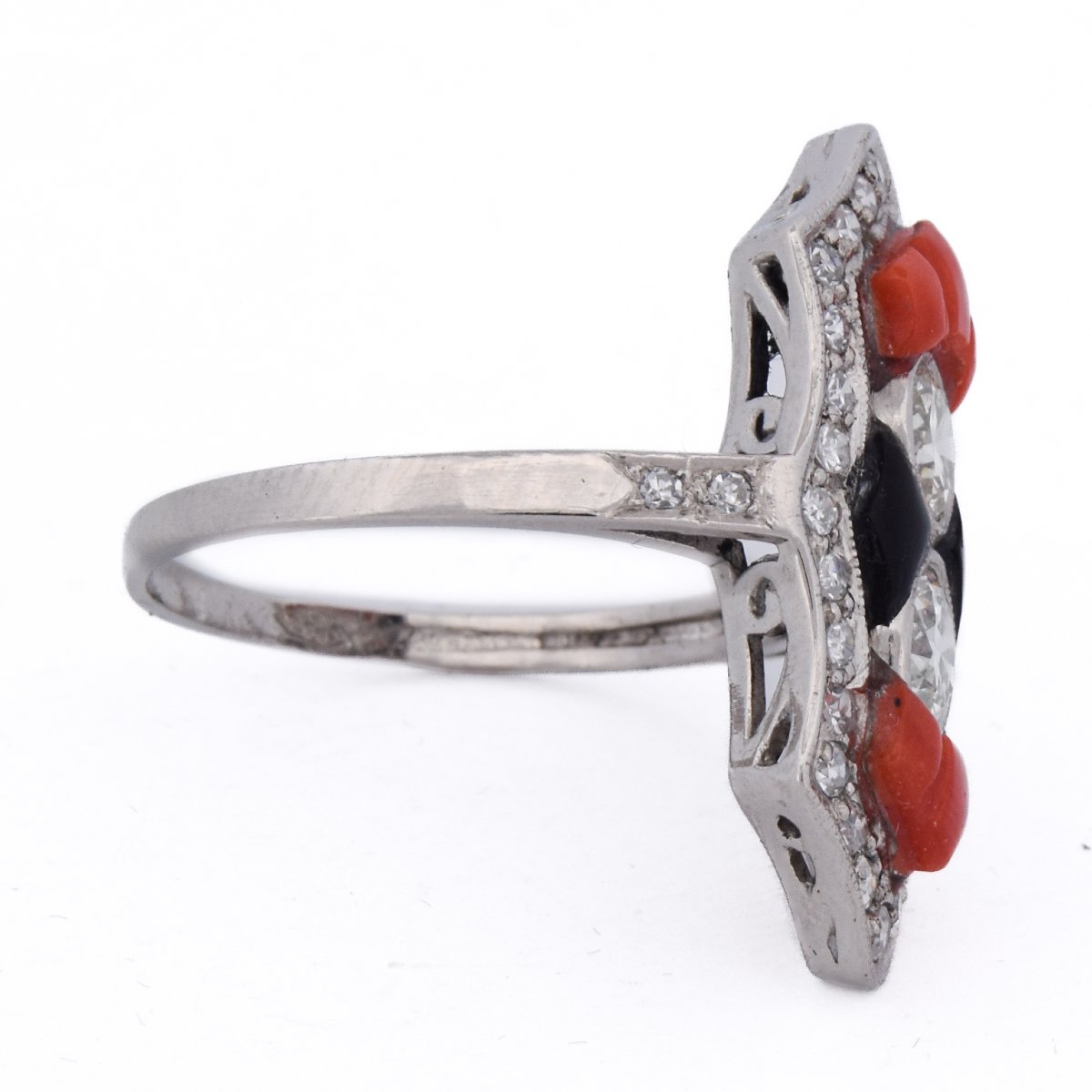 Art Deco Ring In Platinum With Diamonds, Coral, And Onyx   An613 P22 (05519)-photo-3