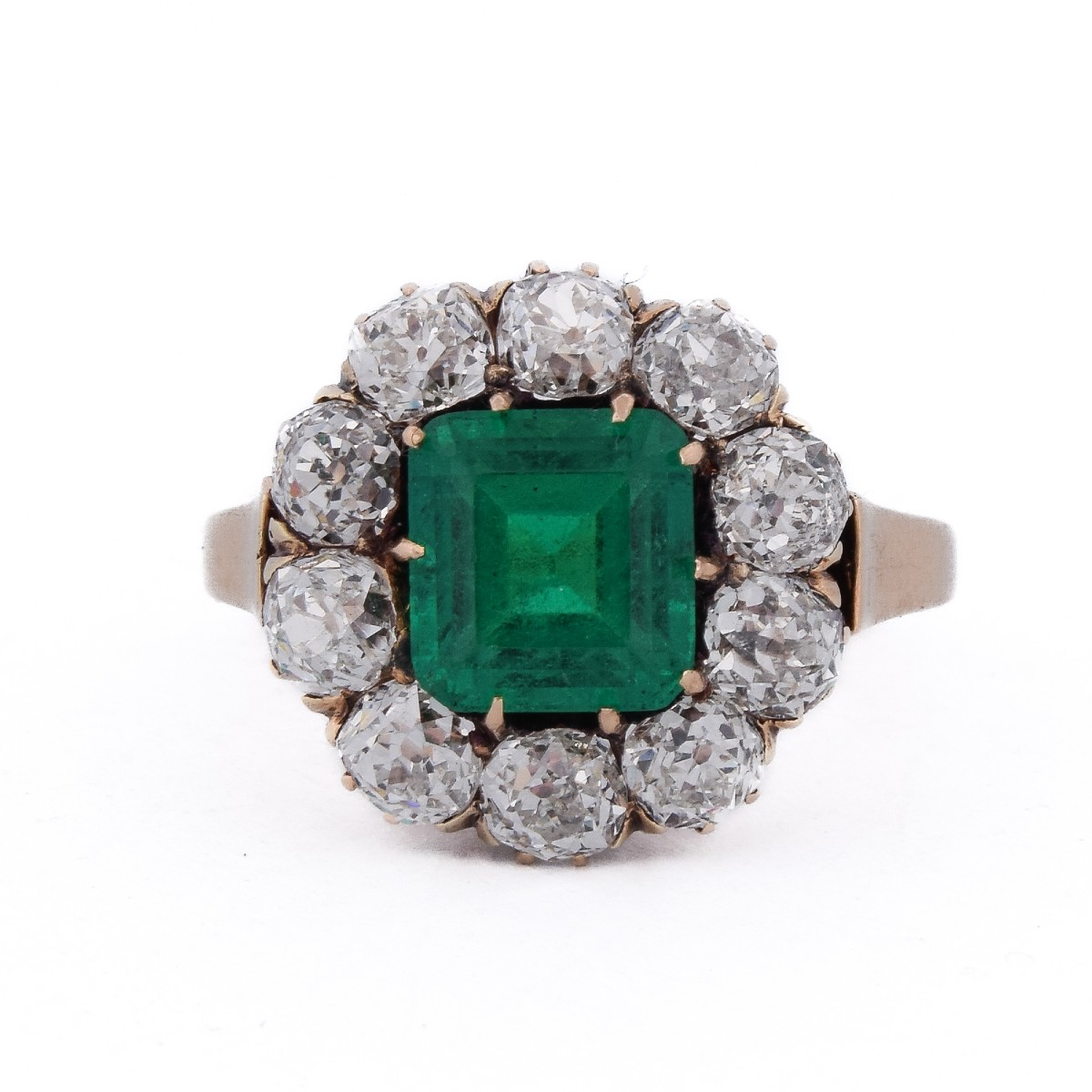 18k Gold Victorian Ring With A Colombian Emerald And Vintage-cut Diamonds  An668