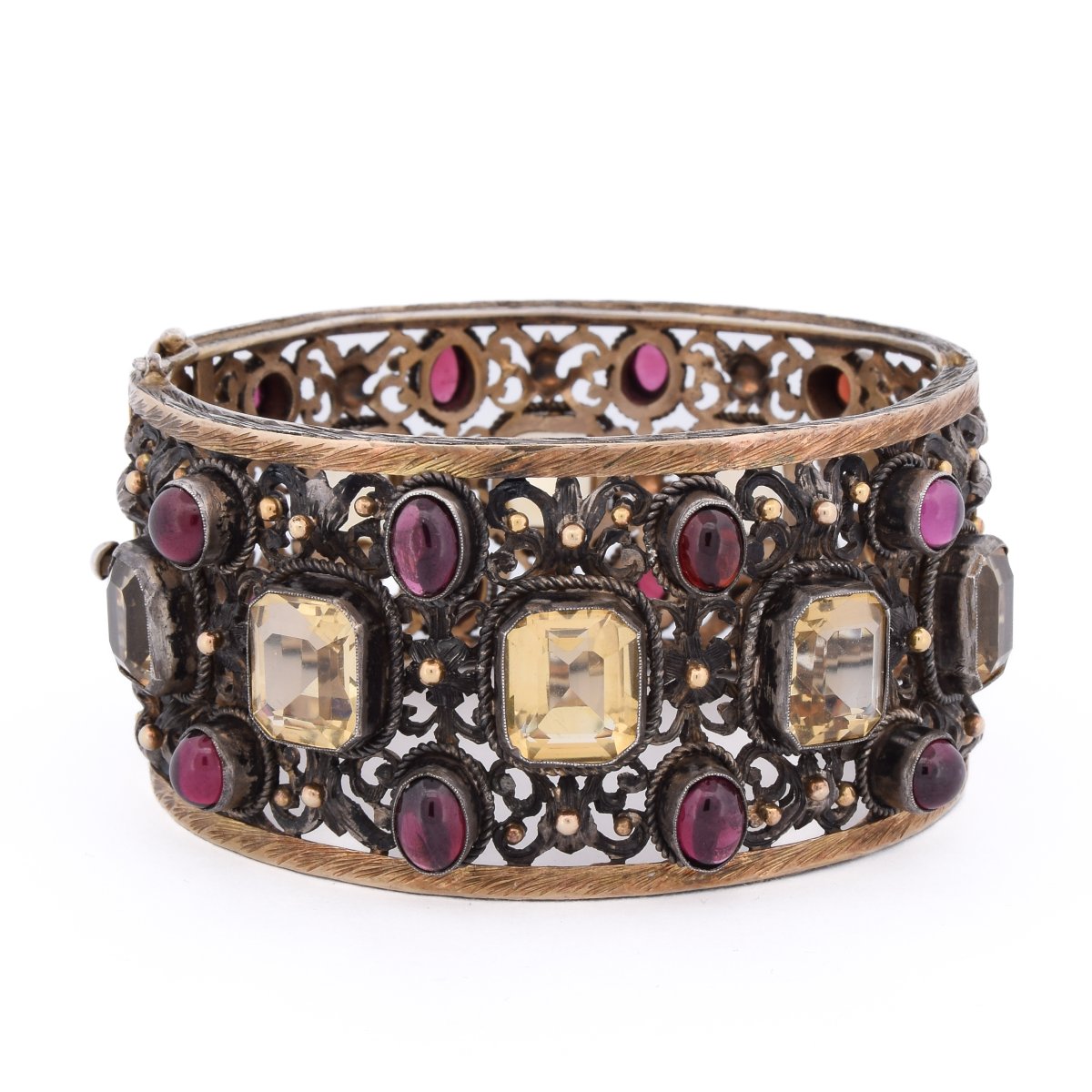 Late 19th-century Victorian Bracelet In 18-karat Gold, Silver, Garnets, And Beryls   Br95