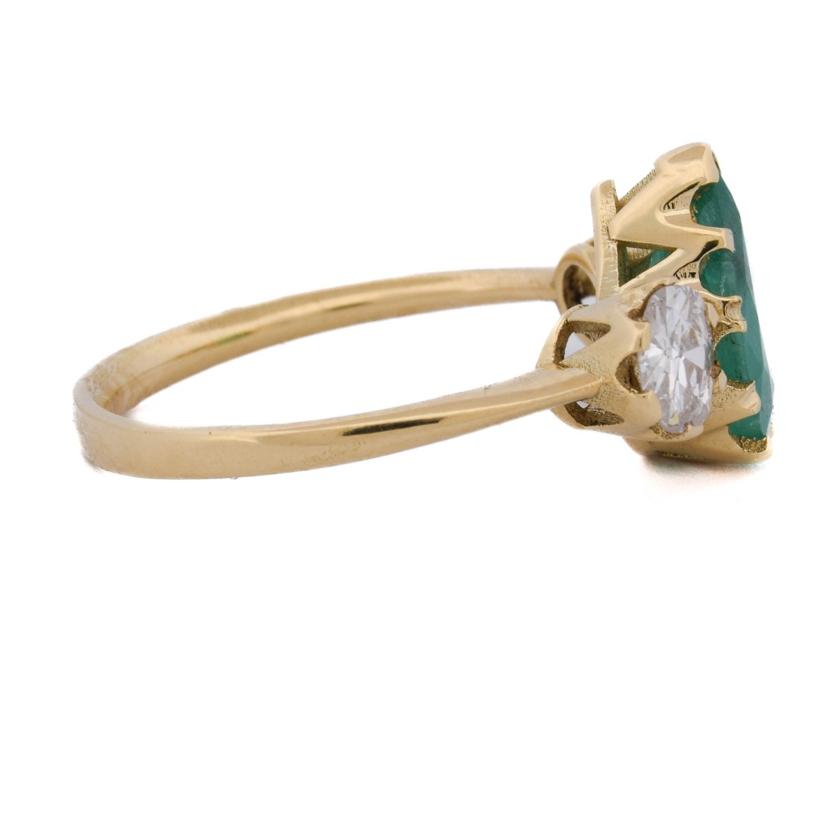 18-karat Gold Vintage Trilogy Ring With A Teardrop-shaped Emerald And Diamonds   An706 (05119)-photo-3