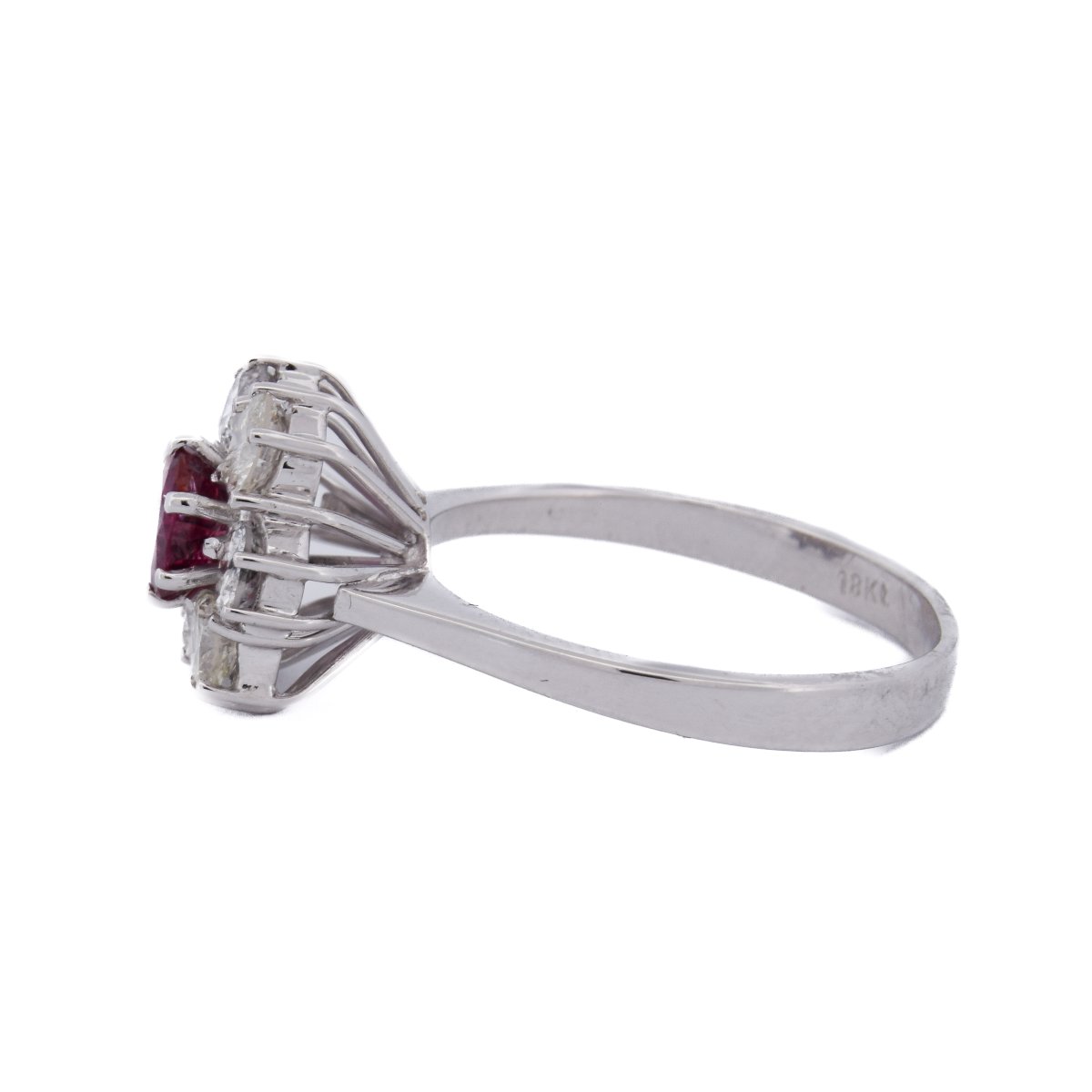 18-k White Gold Vintage Flower Ring With A 0.50-carat Ruby And Diamonds    An515 -photo-1