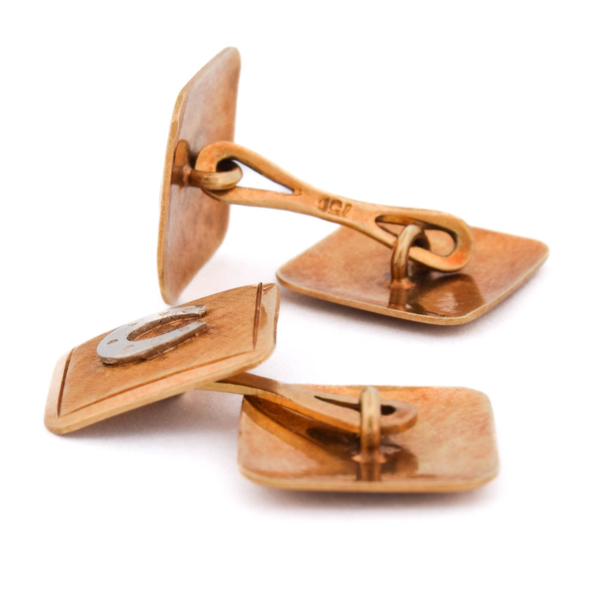 Pair Of Vintage 18-kt Gold Cufflinks With A Horseshoe Design    Gm3-photo-2