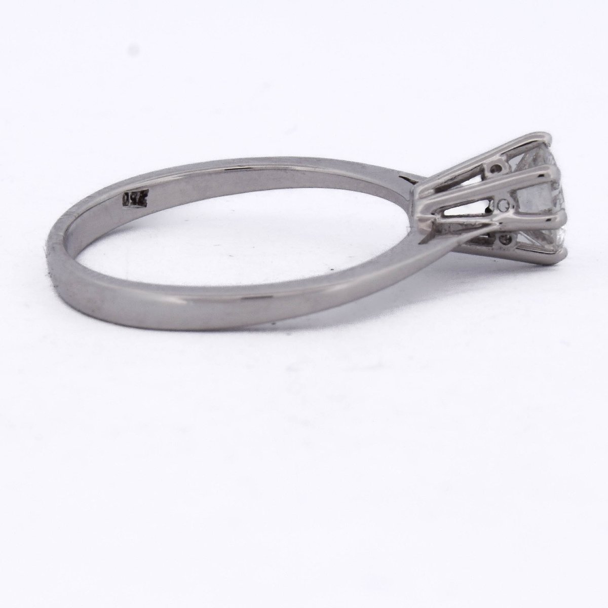 Contemporary Solitaire Ring In 18-k White Gold With A 0.70-carat Diamond  An180 112-228-photo-4