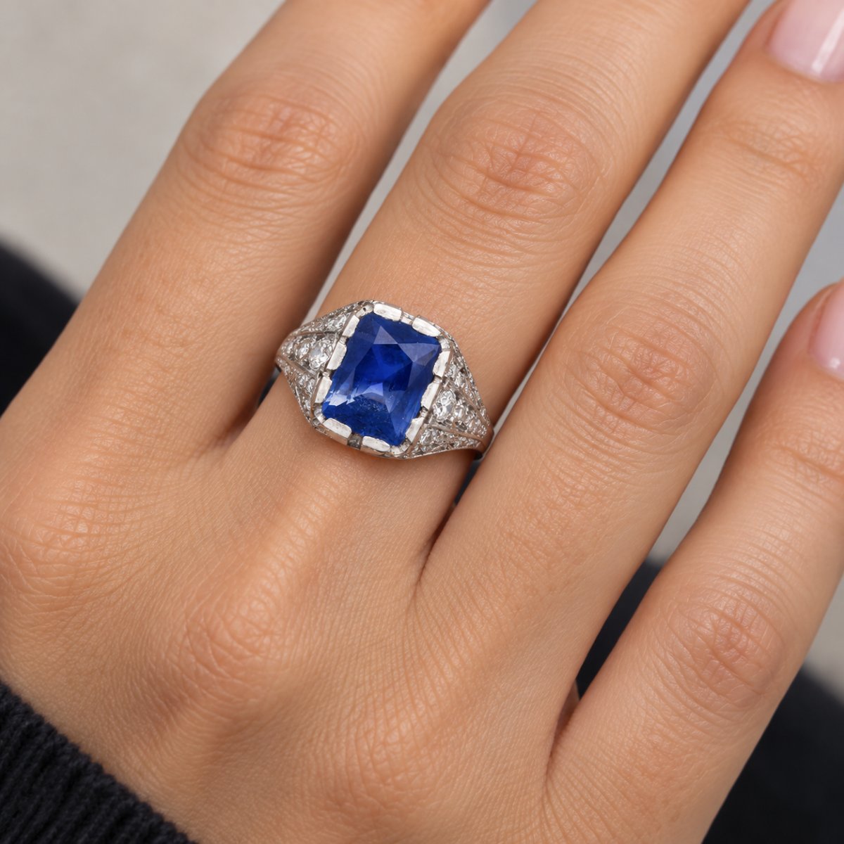 Bague Ancienne Vers 1910 En Platine, Saphir Birman Non Chauffé 8,47 Ct Et Diamants-photo-2