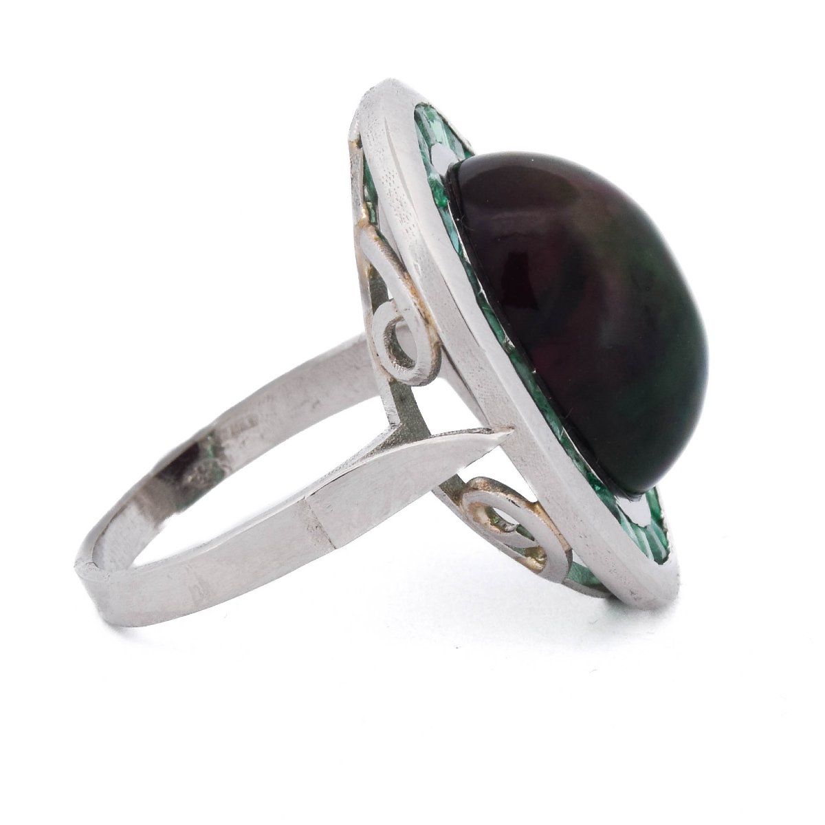 Bague en platine, opale cabochon de 10,40 ct et émeraudes de 4,50 ct-photo-4