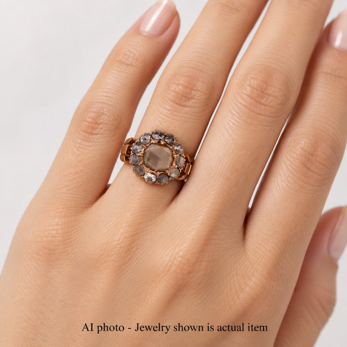 Bague ancienne de la fin du XIXe siècle en or rose 18 carats et diamants taille rose-photo-1