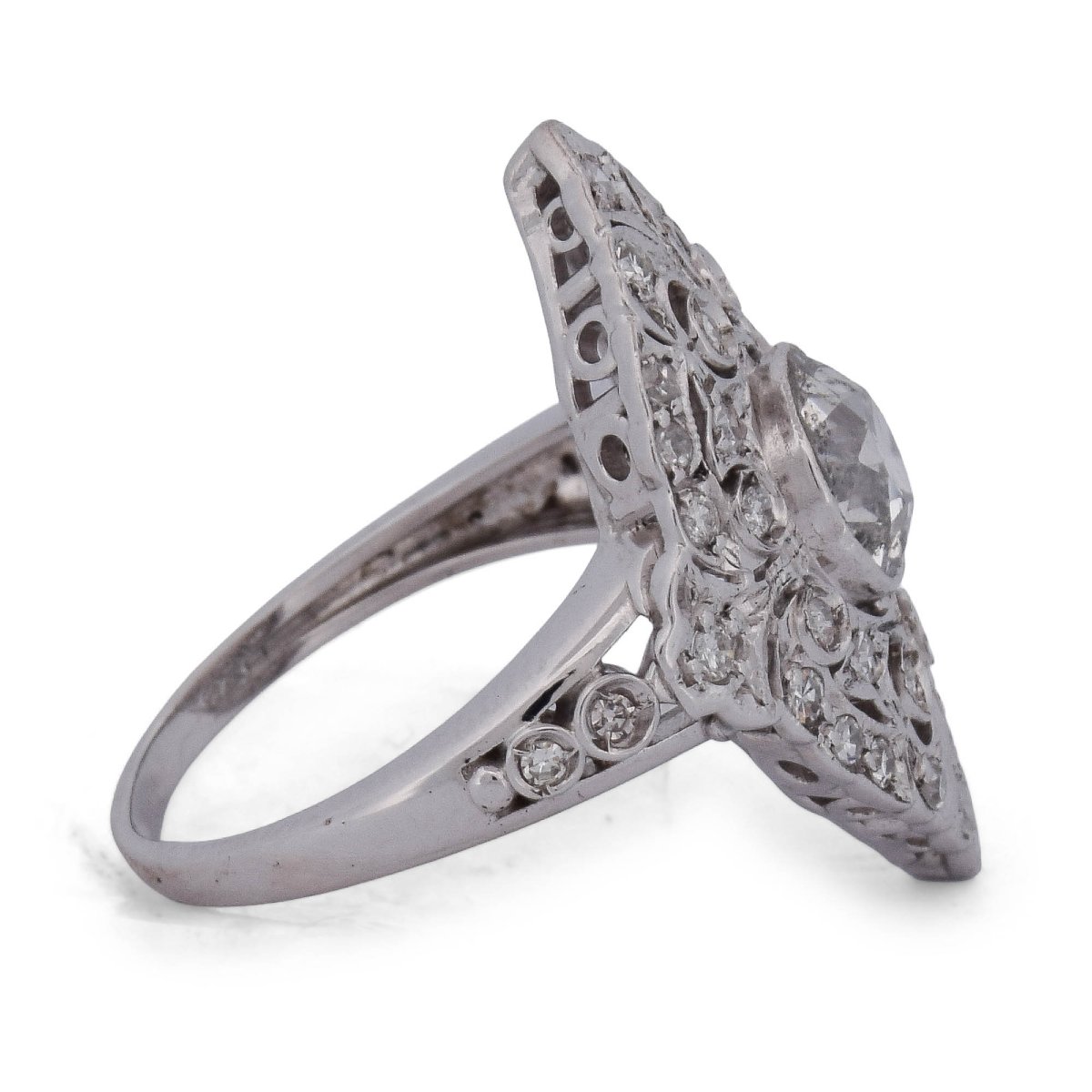 Early 20th-century Art Nouveau Ring In 18-karat White Gold With Diamonds-photo-3