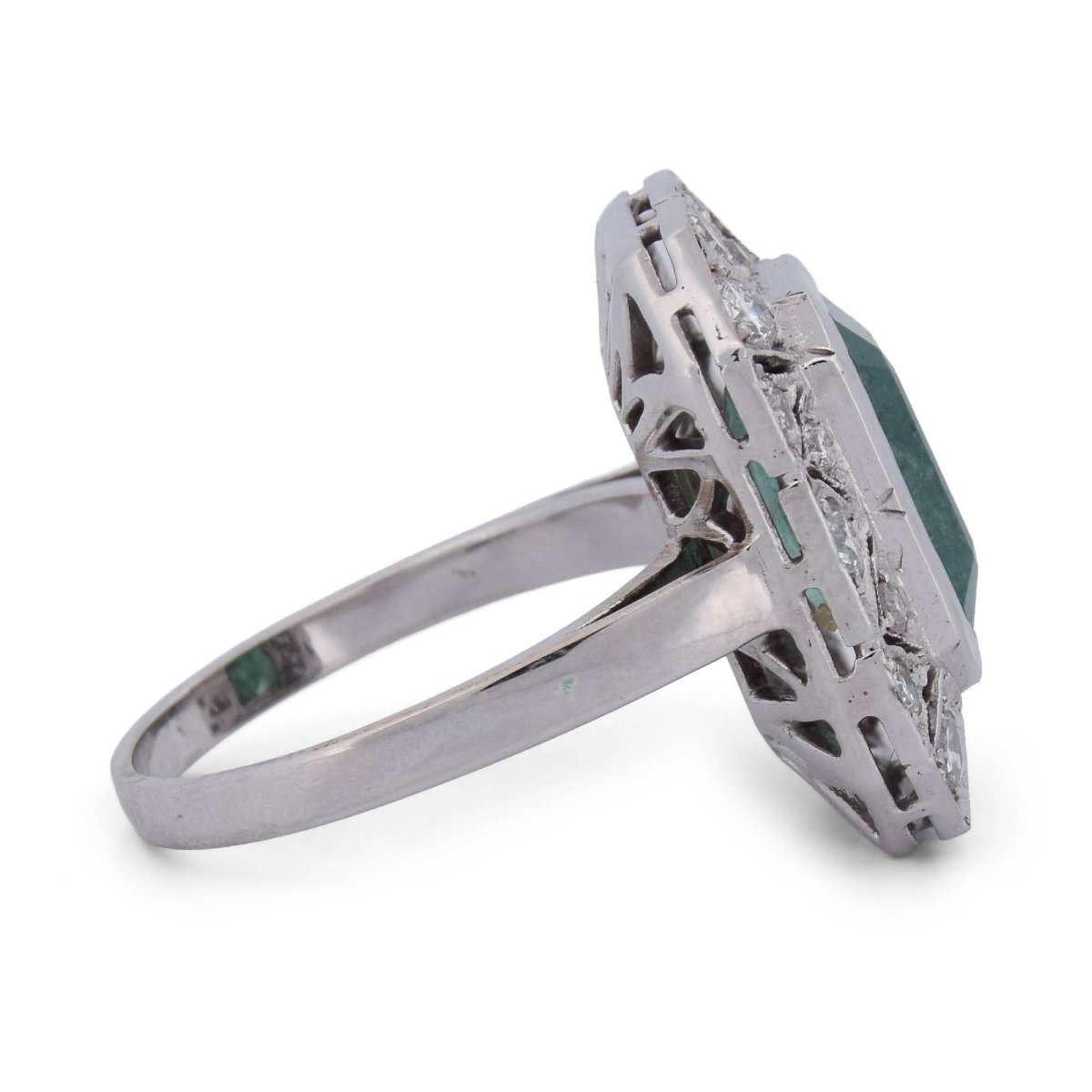 Bague Art Déco en Or Blanc 18 Carats, Émeraude de 4,50 ct et Diamants AN131 (00219)-photo-4