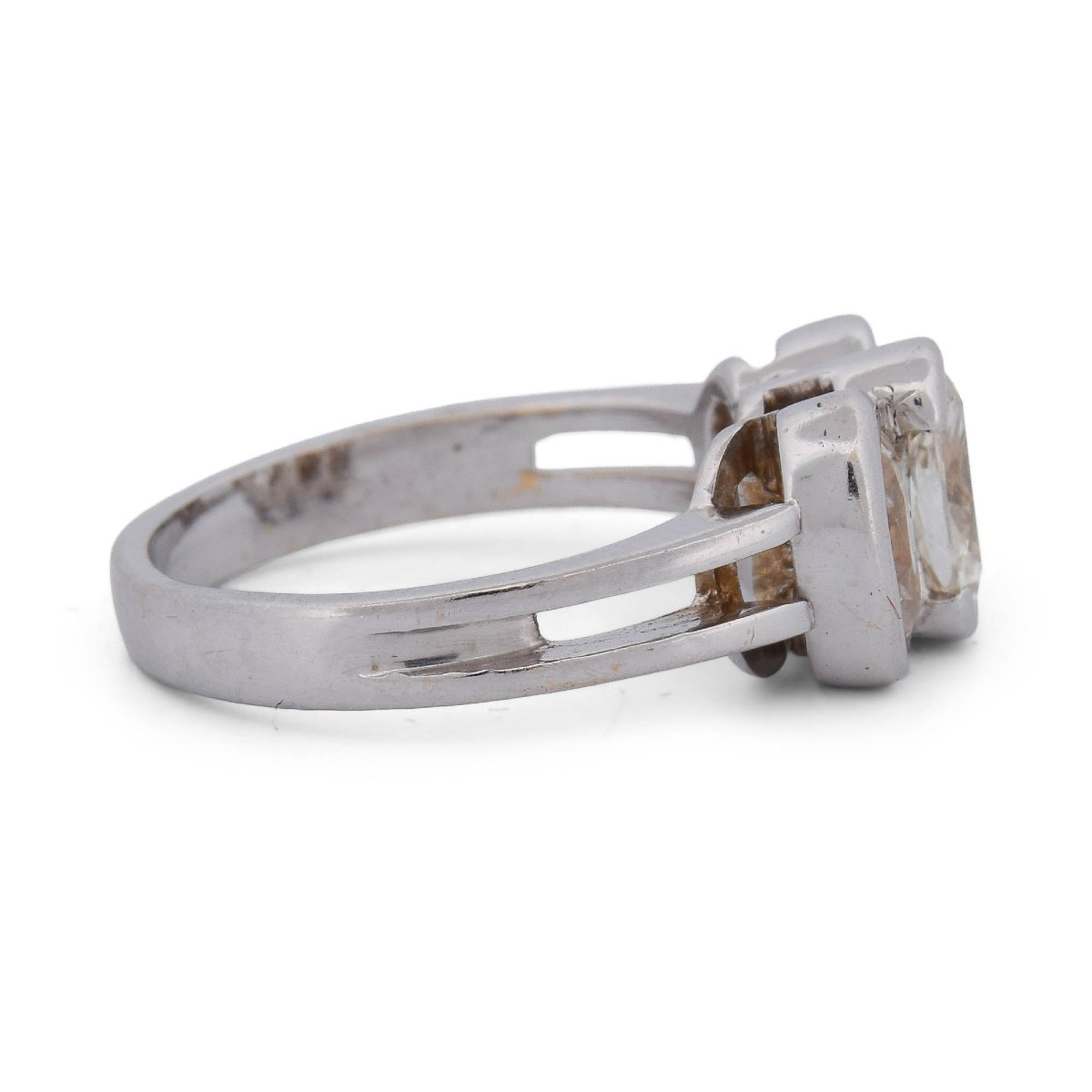 Bague Vintage Trois Diamants Taille Old Mine Cut en Or Blanc 18 Carats – Environ 1,50 ct  AN327-photo-4