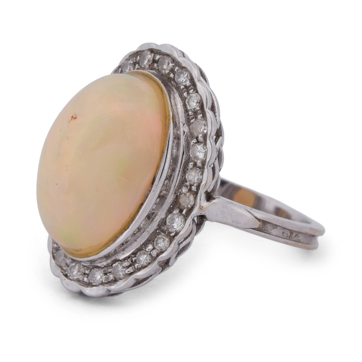 18-karat White Gold Vintage Ring With A 7.00-carat Natural Opal And Diamonds  An218 (0569)-photo-3