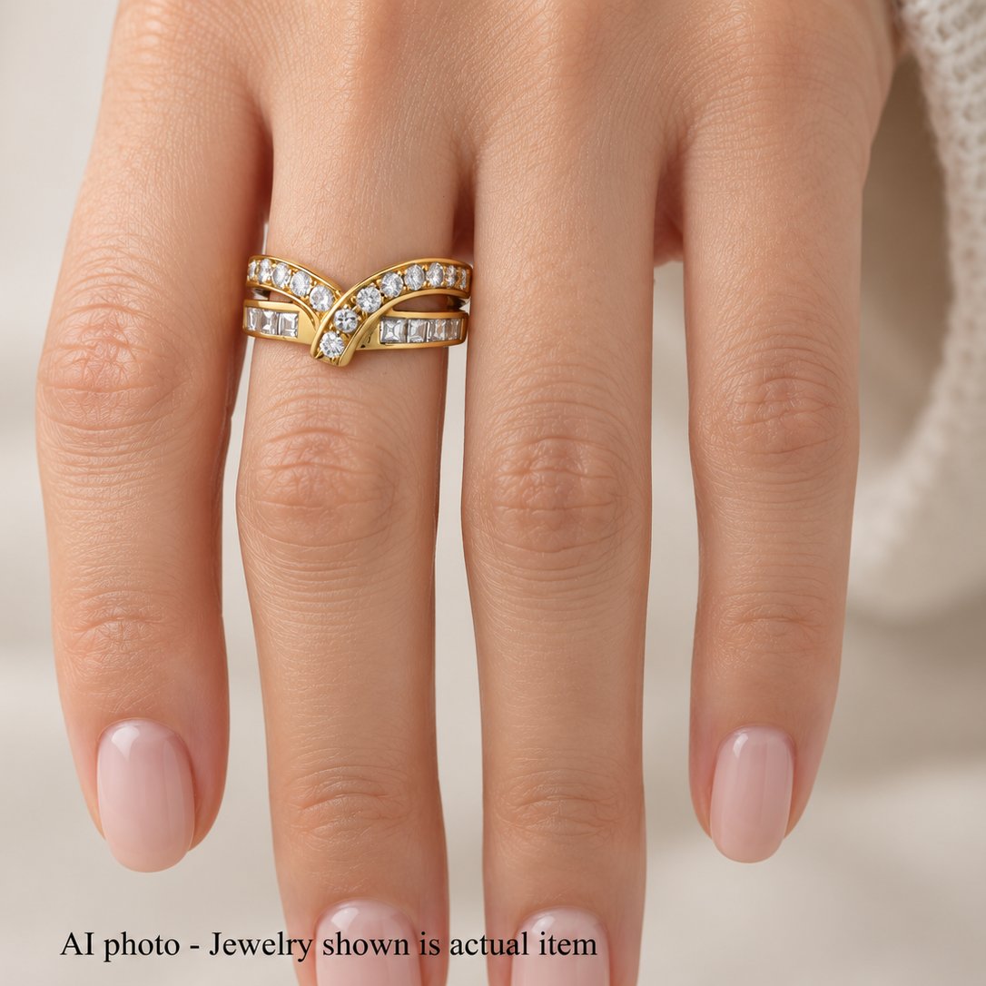 18-karat Yellow Gold Vintage Ring With Brilliant- And Princess-cut Diamonds – Approximately 0.70 Ct-photo-2