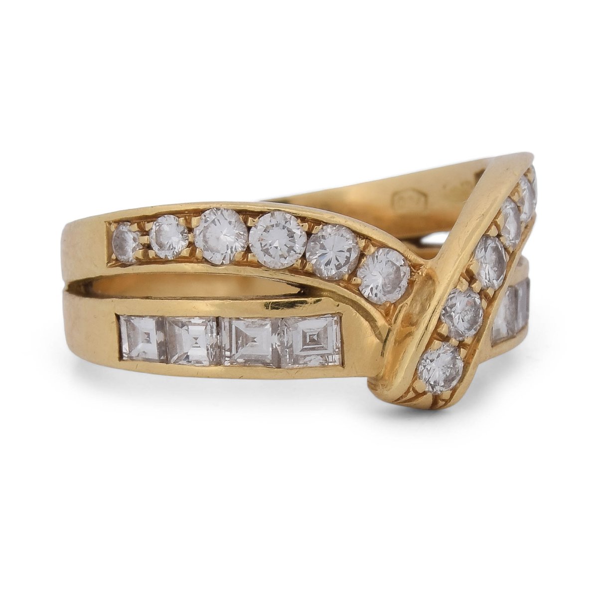 18-karat Yellow Gold Vintage Ring With Brilliant- And Princess-cut Diamonds – Approximately 0.70 Ct-photo-3