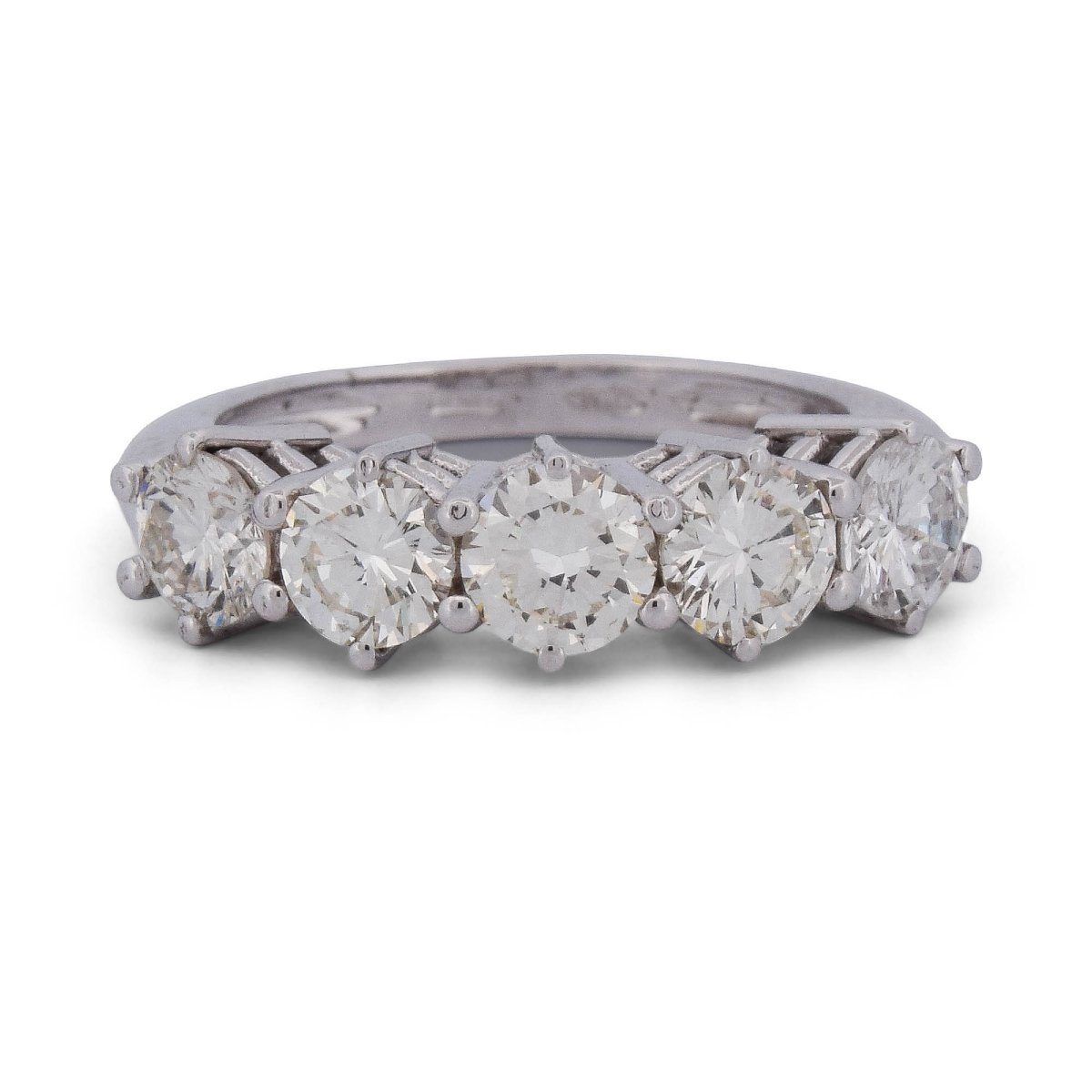 Bague Demi-Alliance Vintage en Or Blanc 18 Carats et 5 Diamants – 1,40 ct  AN527 (00519)