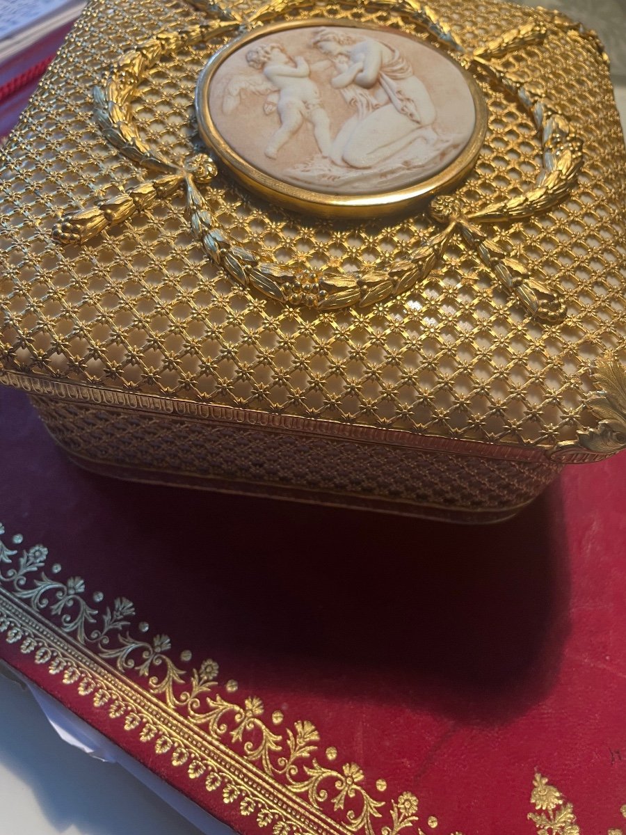 Porcelain And Gilt Bronze Jewelry Box By Paul Milet-photo-6