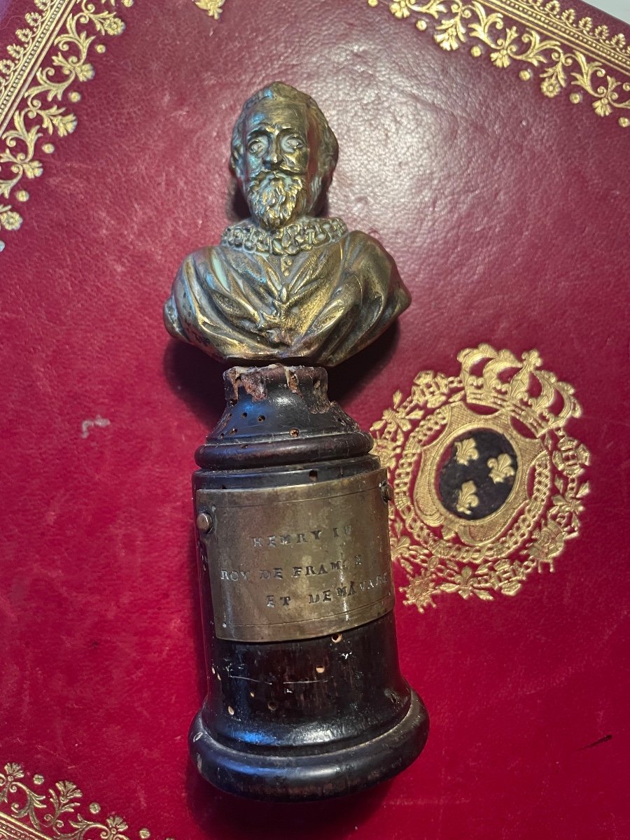 Henry IV In Gilt Bronze-photo-6