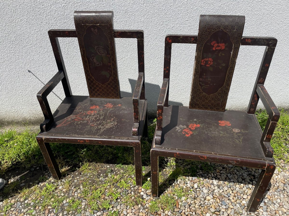 Paire De Fauteuils Chinois Laqués 