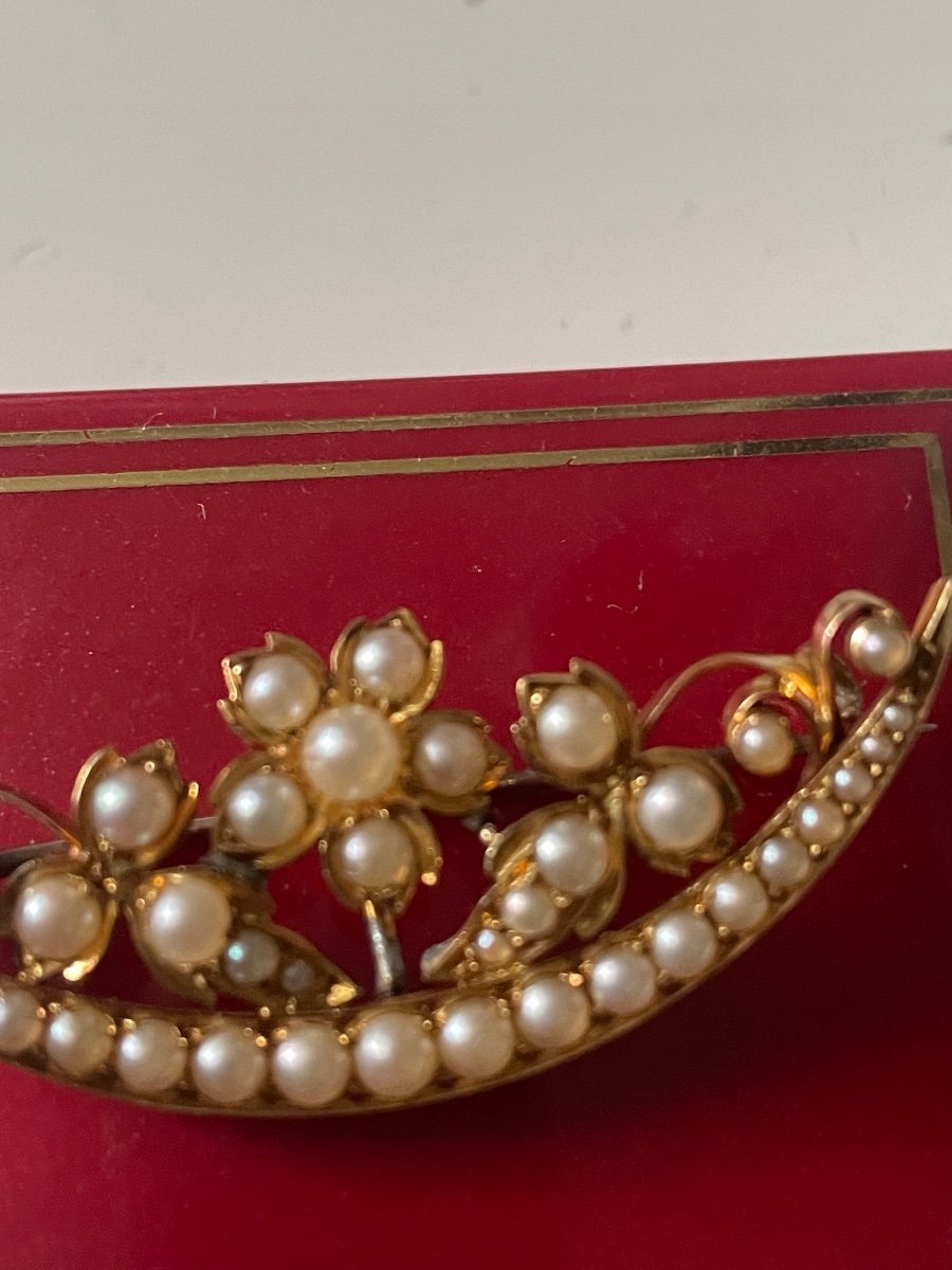 Gold And Pearl Brooch-photo-2