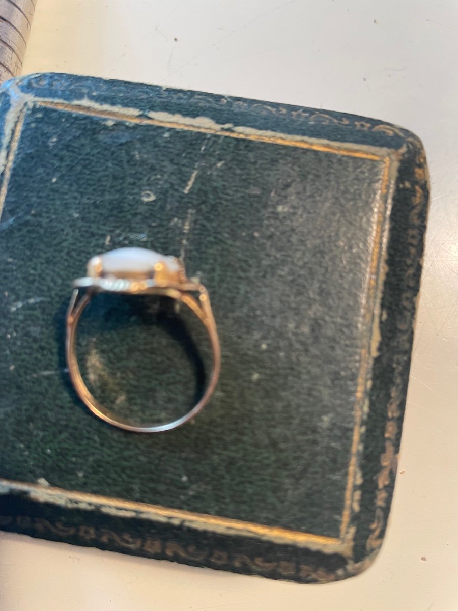 Gold And Cameo Ring-photo-3