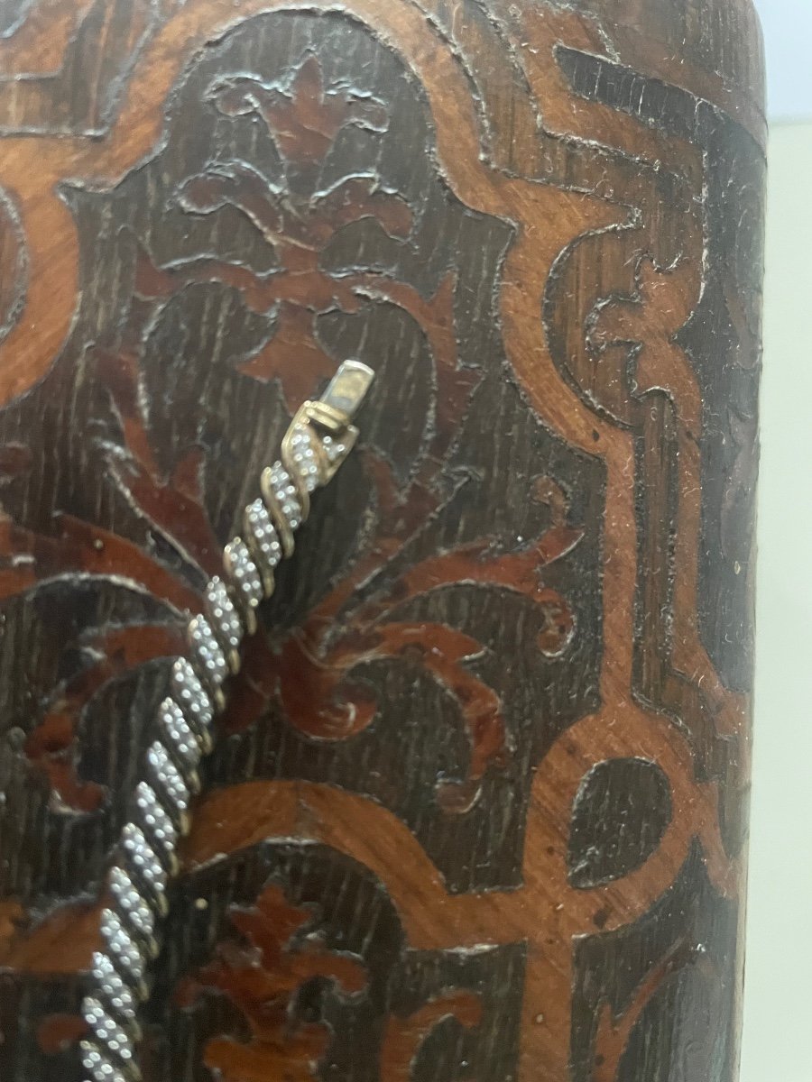 Silver Bracelet And River Of Brilliants  -photo-2