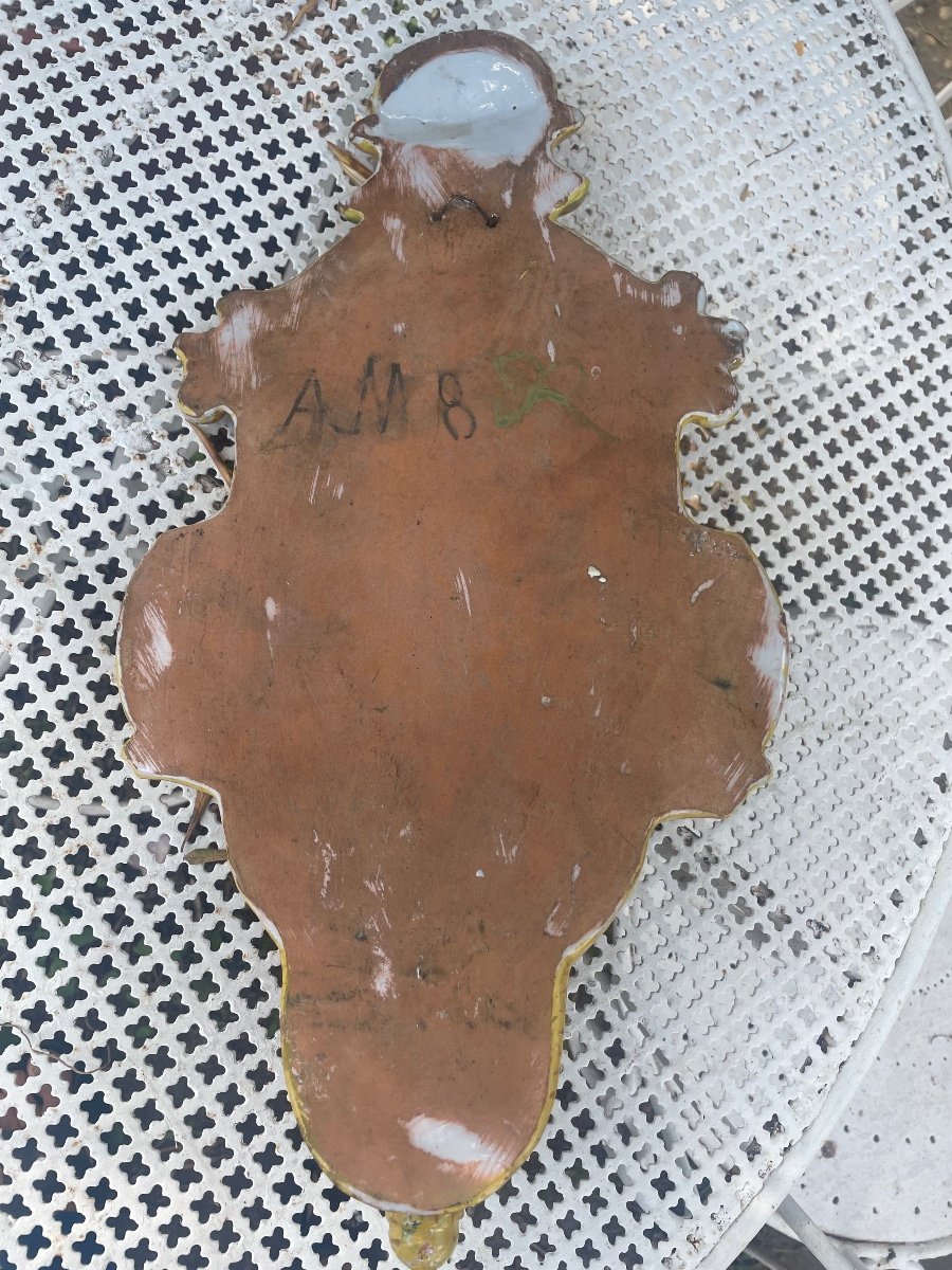Large Benitier Earthenware -photo-3