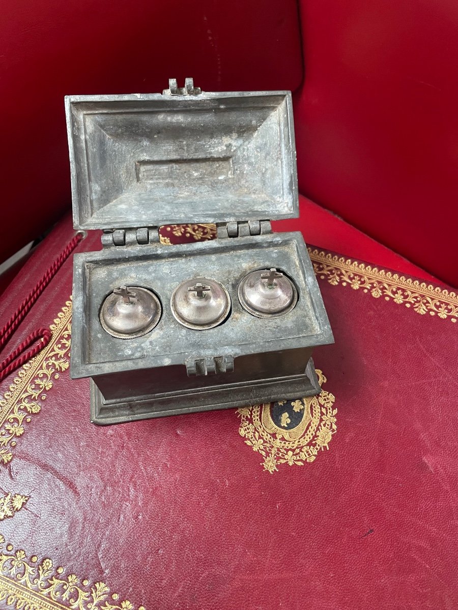 Tin Box With Holy Silver Oils -photo-4