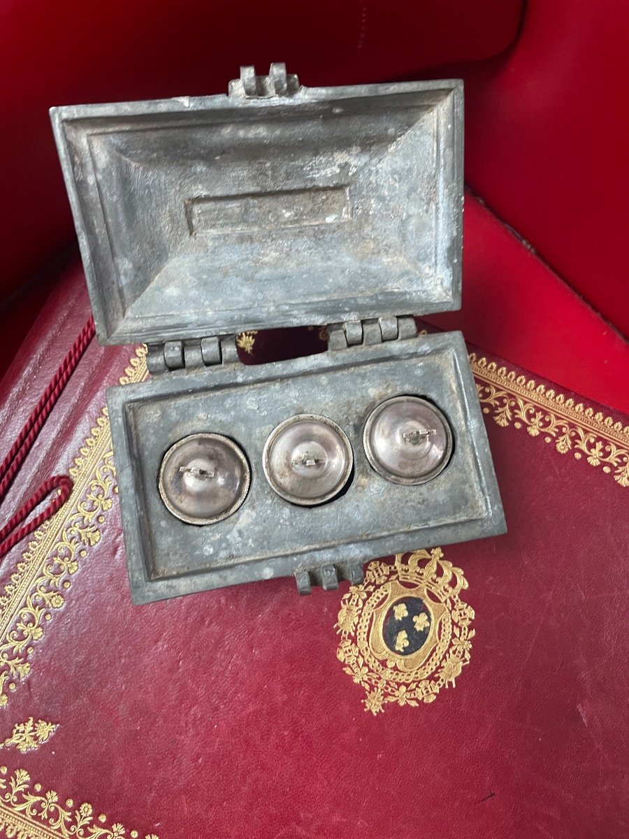 Tin Box With Holy Silver Oils -photo-5