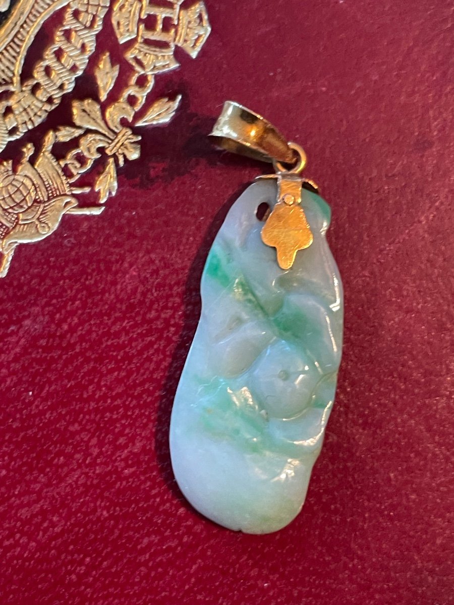Jade And Gold Pendant 