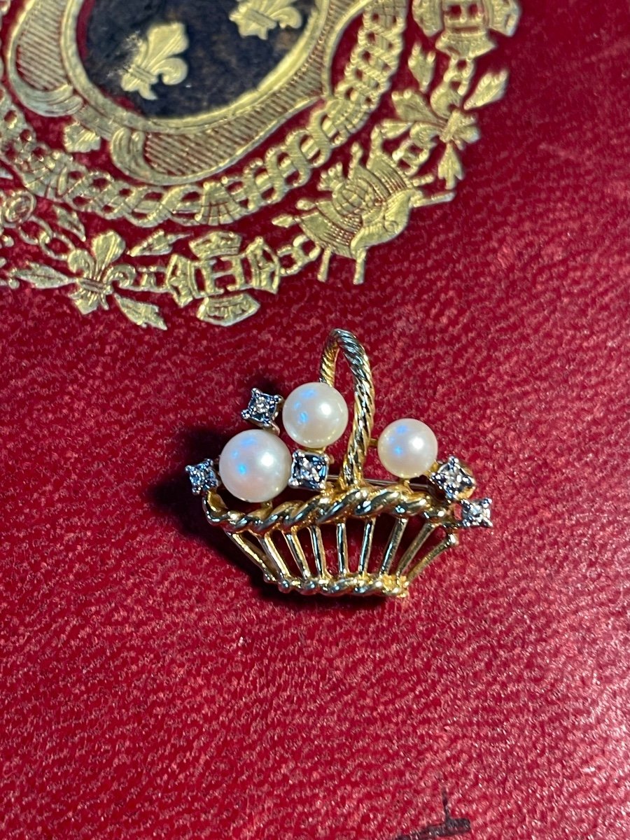 Gold And Pearl Basket Brooch -photo-8
