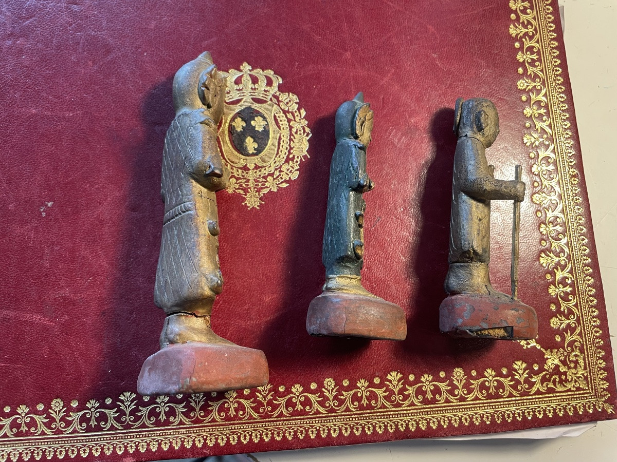 18th Century Asian Wooden Statuettes -photo-2