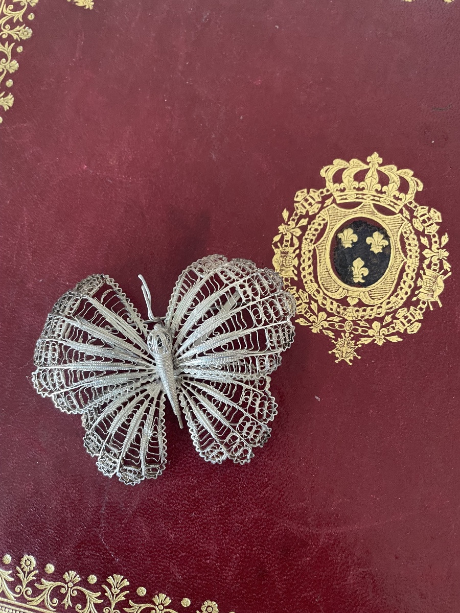 Silver Butterfly Brooch -photo-3