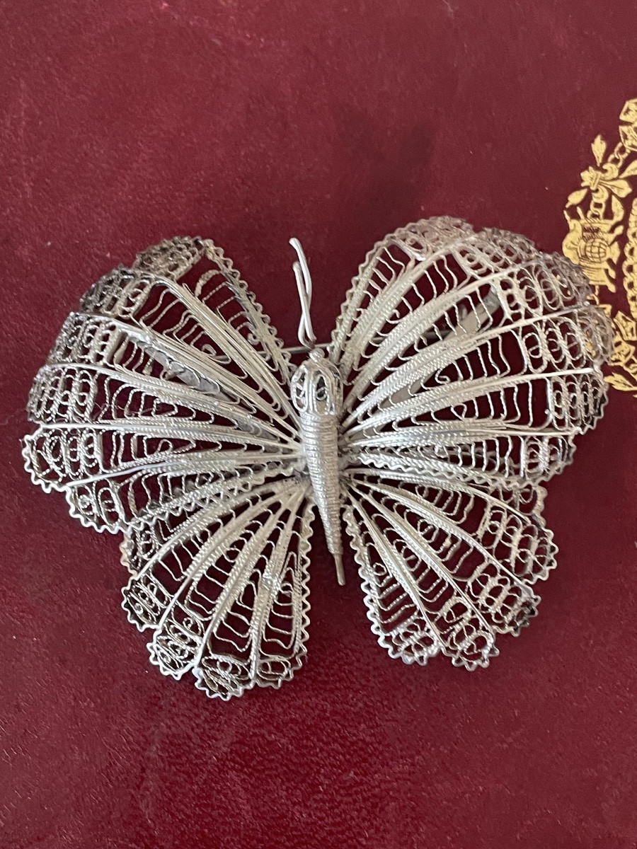 Silver Butterfly Brooch -photo-4