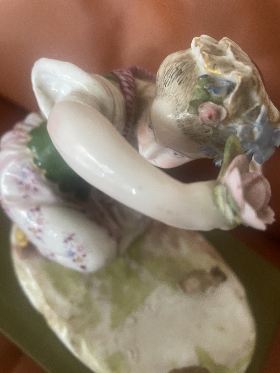 Young Girl's Biscuit With Rabbits -photo-3