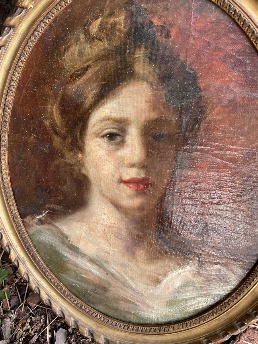 Portrait d’une jeune femme -photo-1