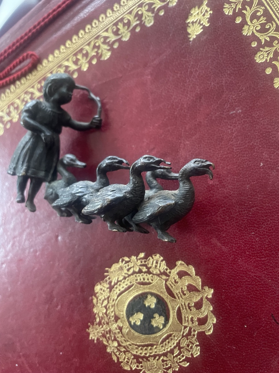 La gardeuse d’oies bronze -photo-3