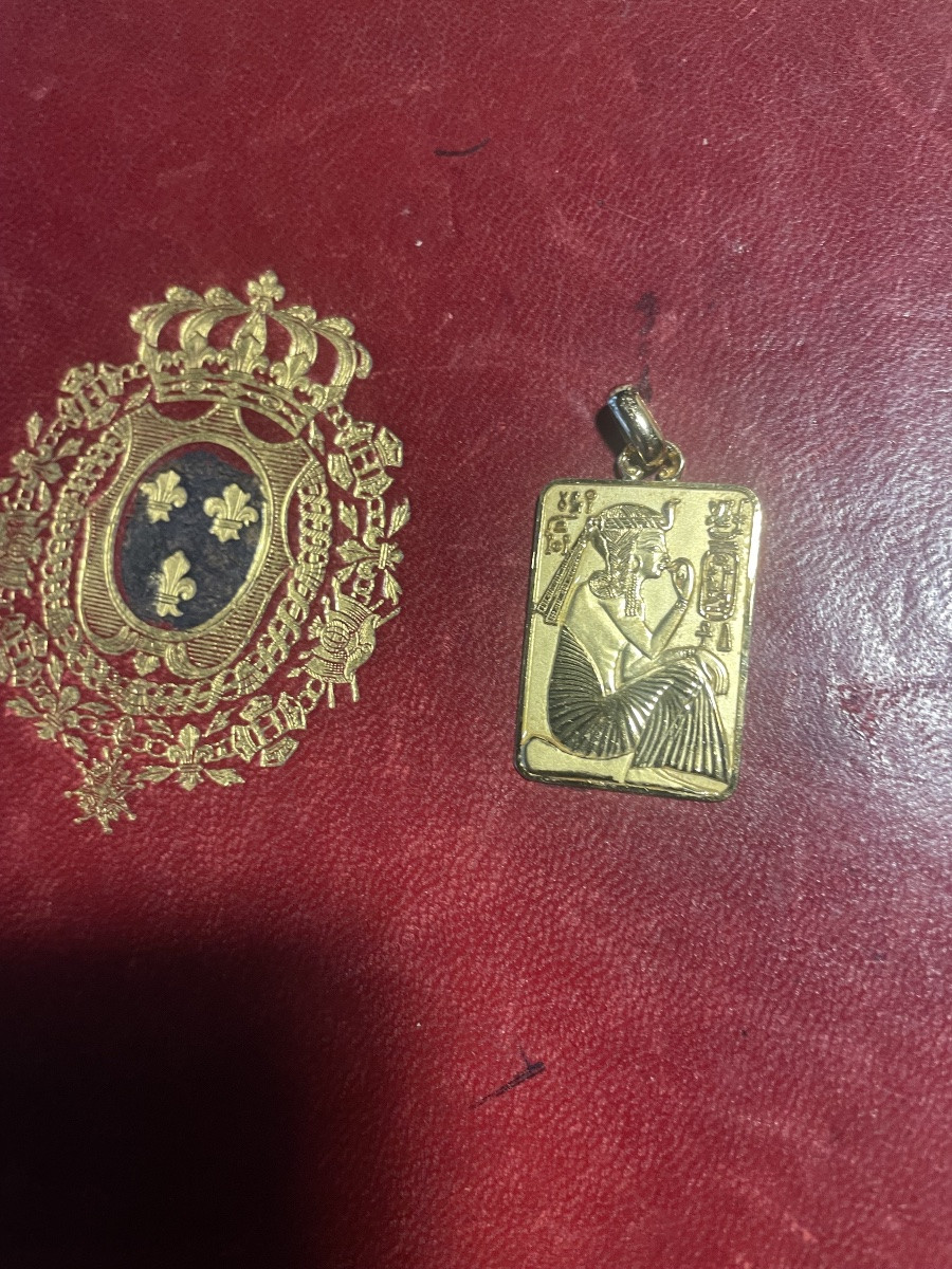 Gold Pendant With Egyptian Decor -photo-4